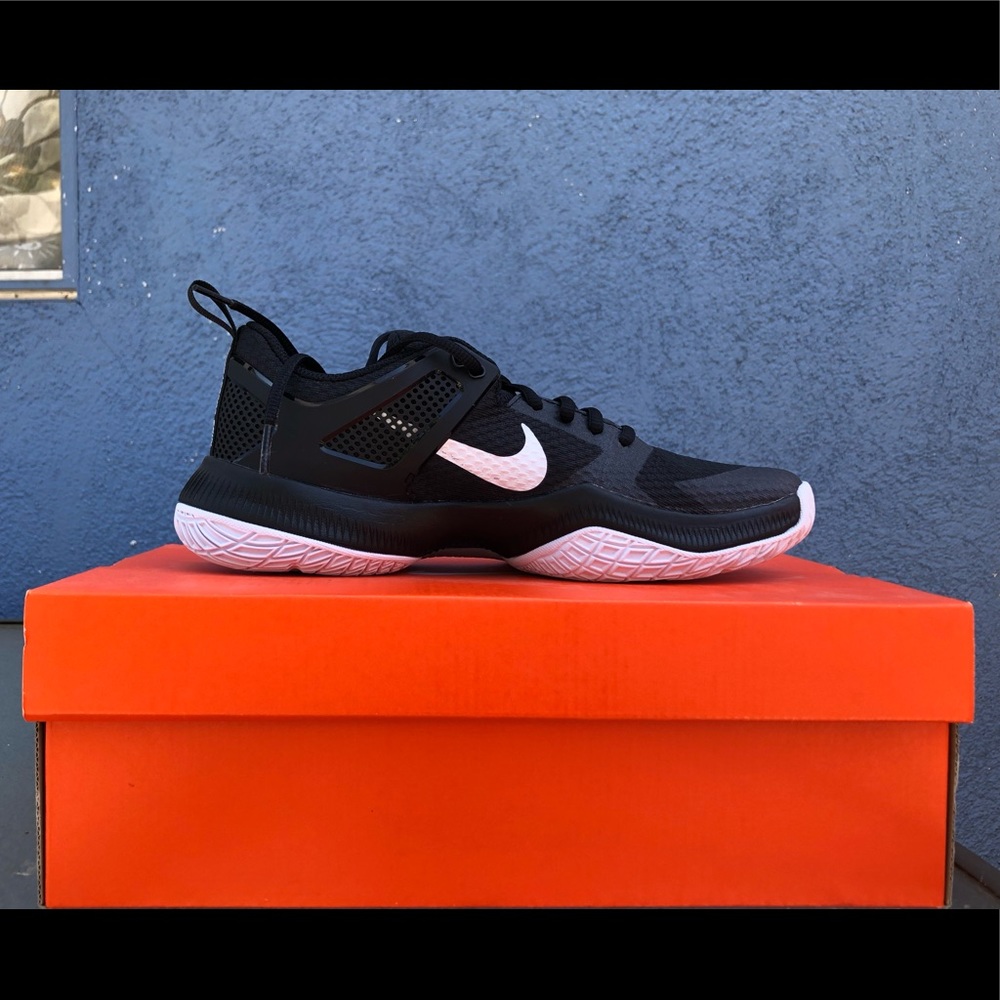 women’s nike volleyball shoes